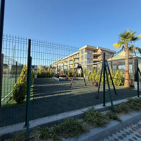 Apartamento сарафово Family *